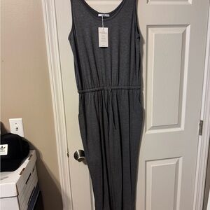 ReoRia Charcoal Sleeveless Top